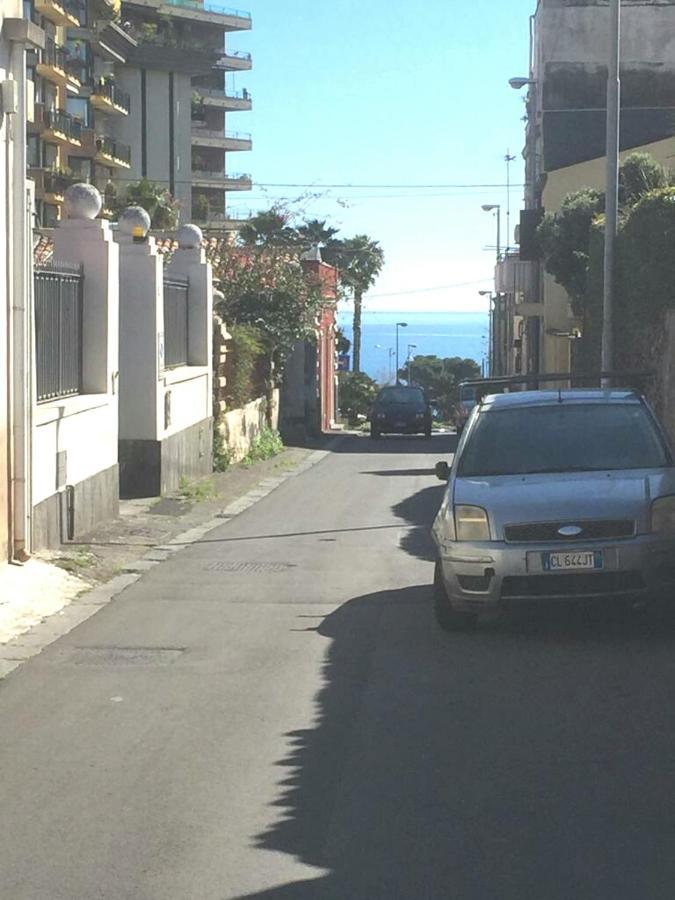 Bouganville Catania Bagian luar foto