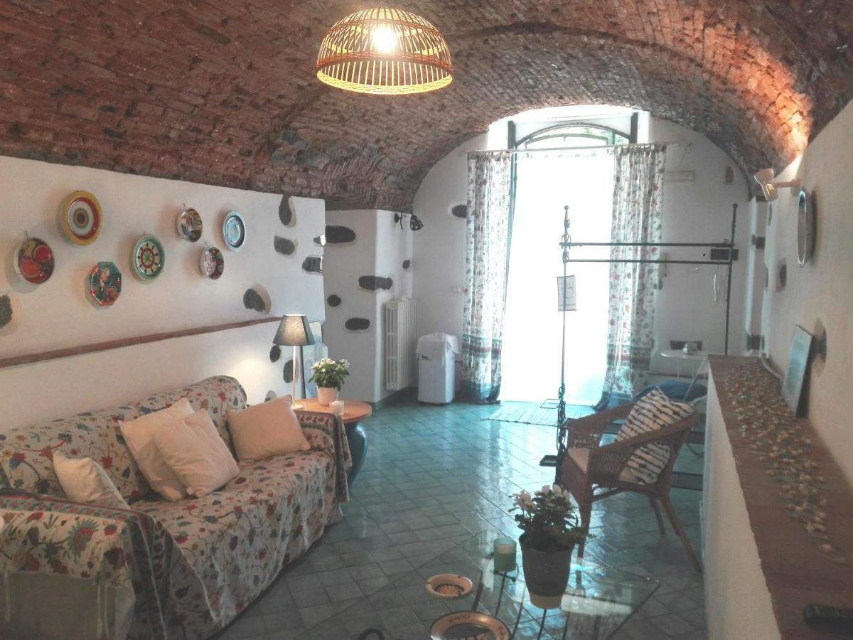 Bouganville Catania Bagian luar foto