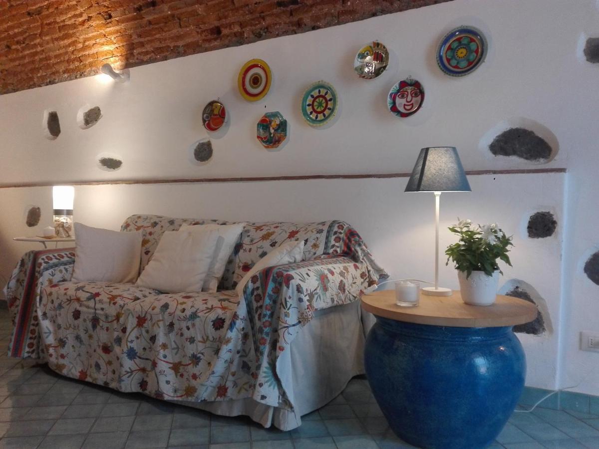 Bouganville Catania Bagian luar foto